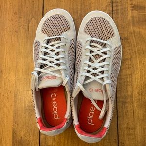 Plae Prospect  Sneakers Size 8.5m/10w